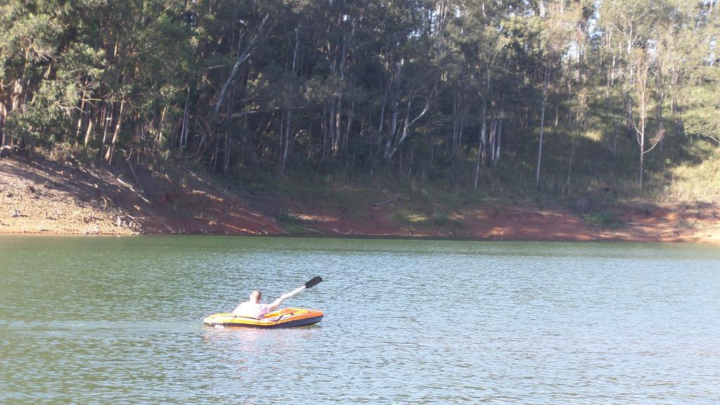 Pousada Canto Do Lago Piracaia Exterior photo